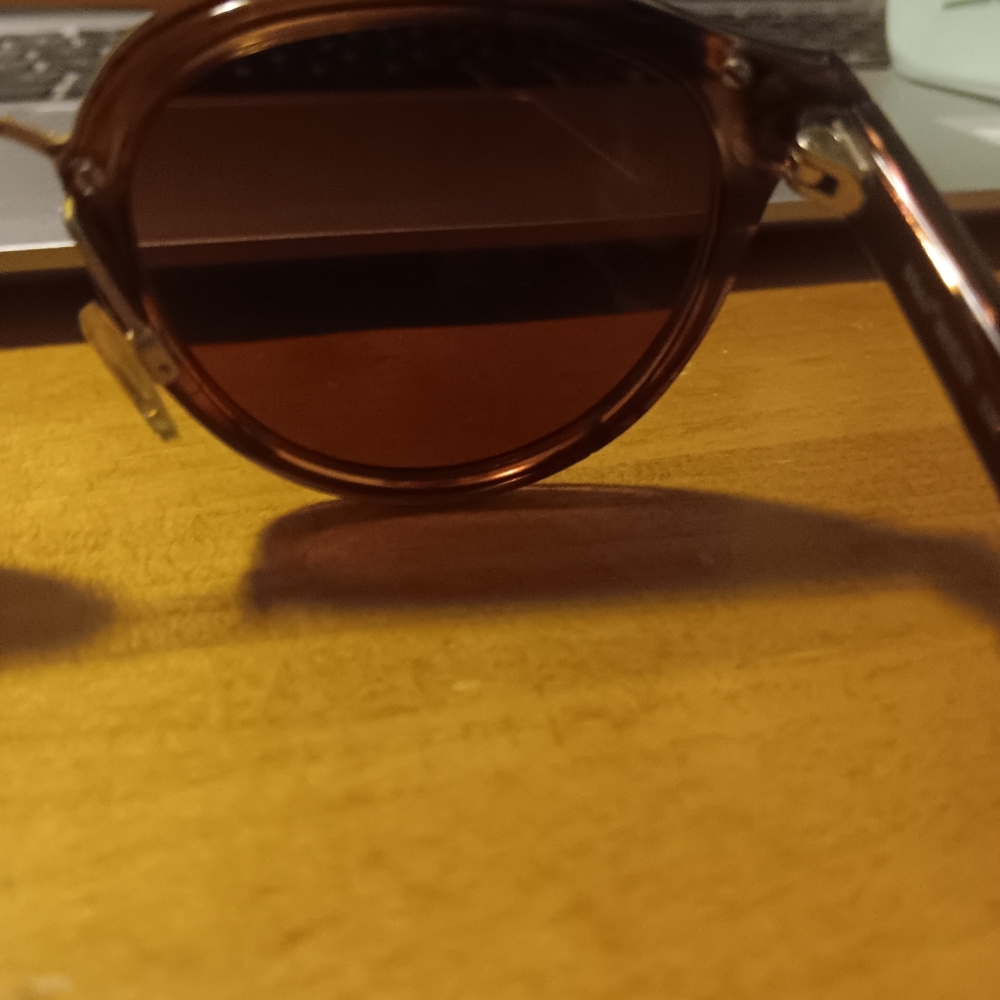 Maui Jim  Brown Sunglasses - Picture 12 of 13